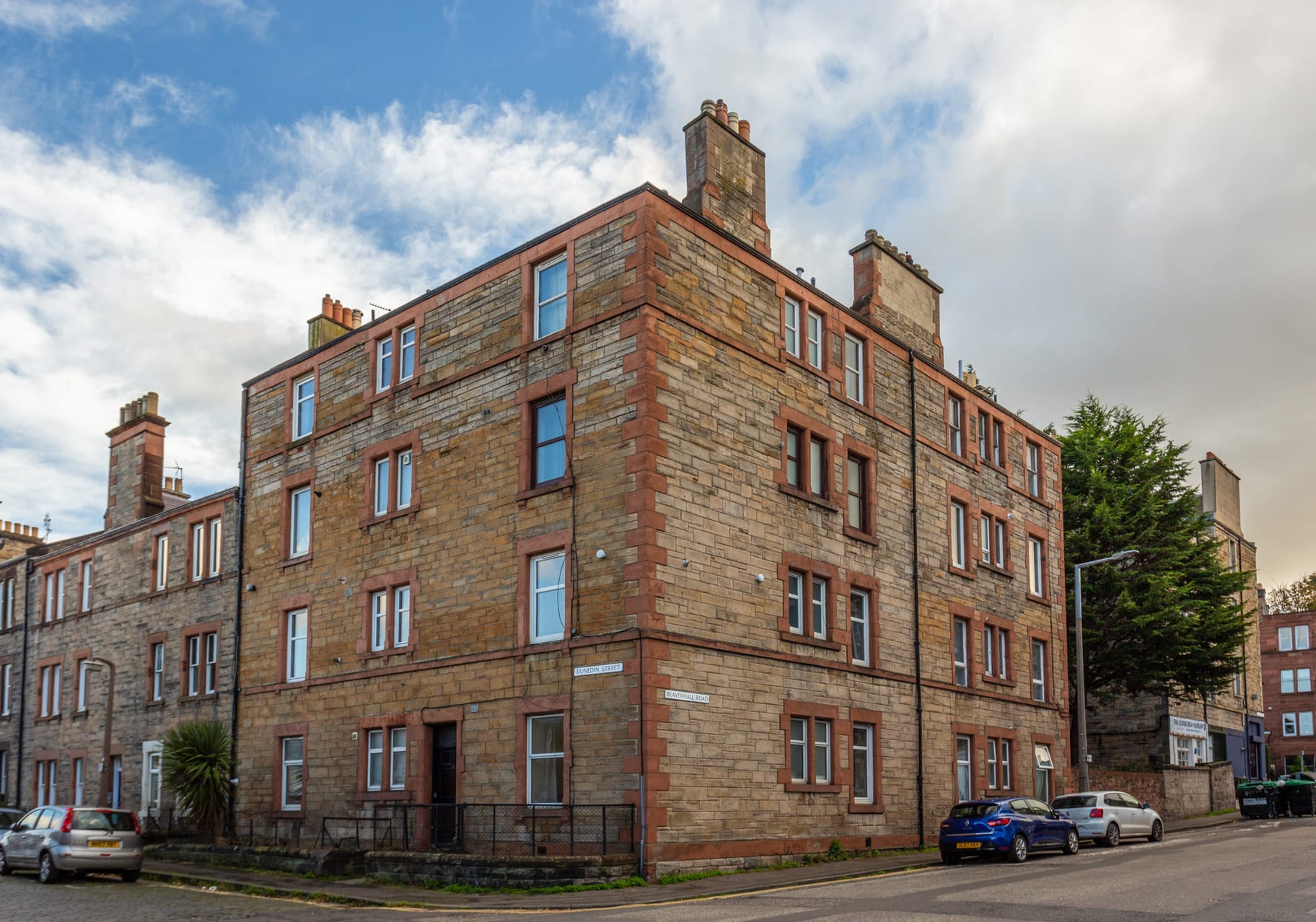 15/10 Dunedin Street, Edinburgh EH7 4JD Cameron Stephen and Co