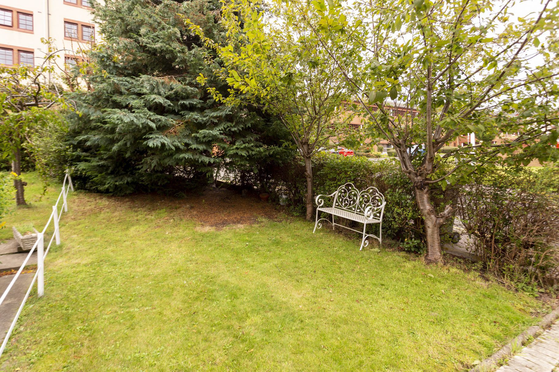 15 Orchard Brae Gardens West, Edinburgh EH4 2HL Cameron Stephen and Co