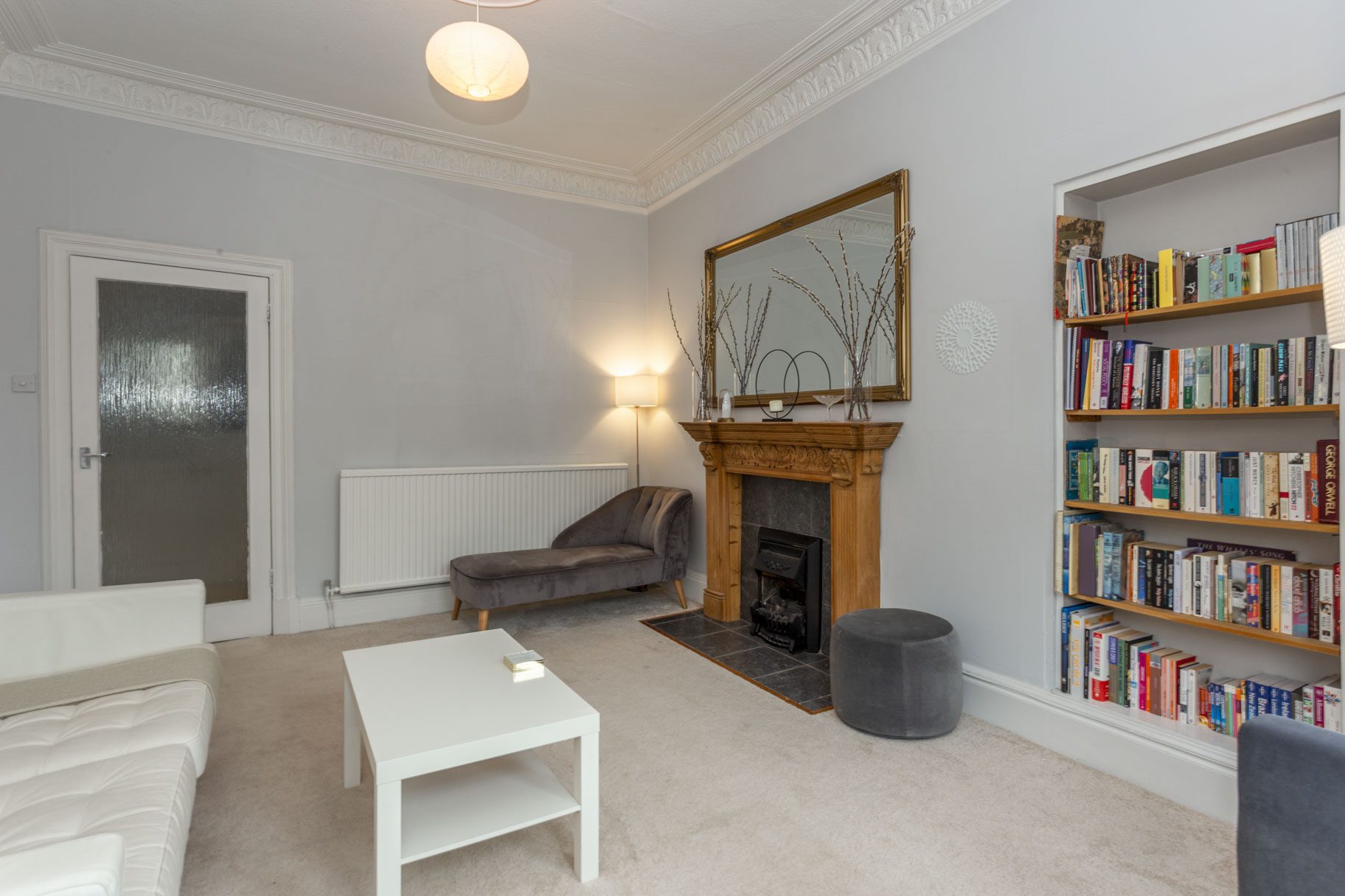 3/3 Meadowbank Crescent, Edinburgh EH8 7AJ Cameron Stephen and Co