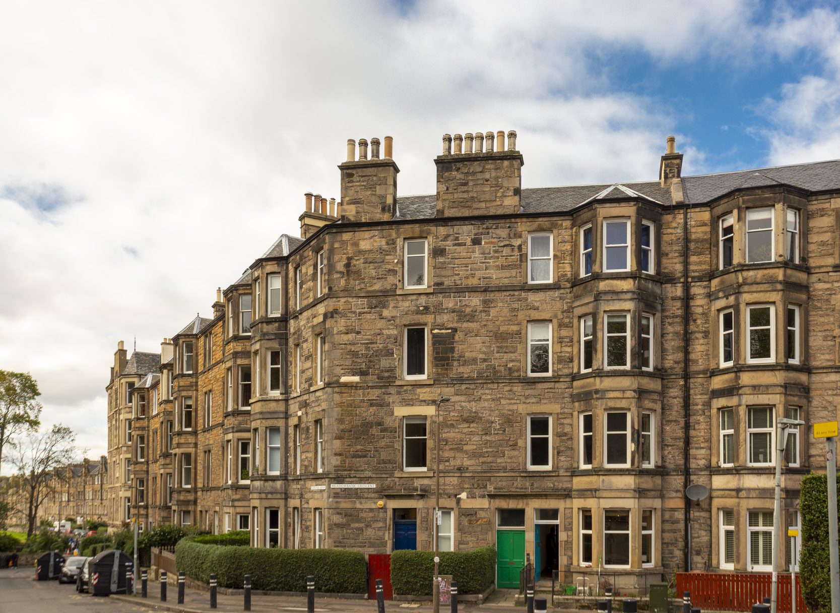 3/3 Meadowbank Crescent, Edinburgh EH8 7AJ Cameron Stephen and Co