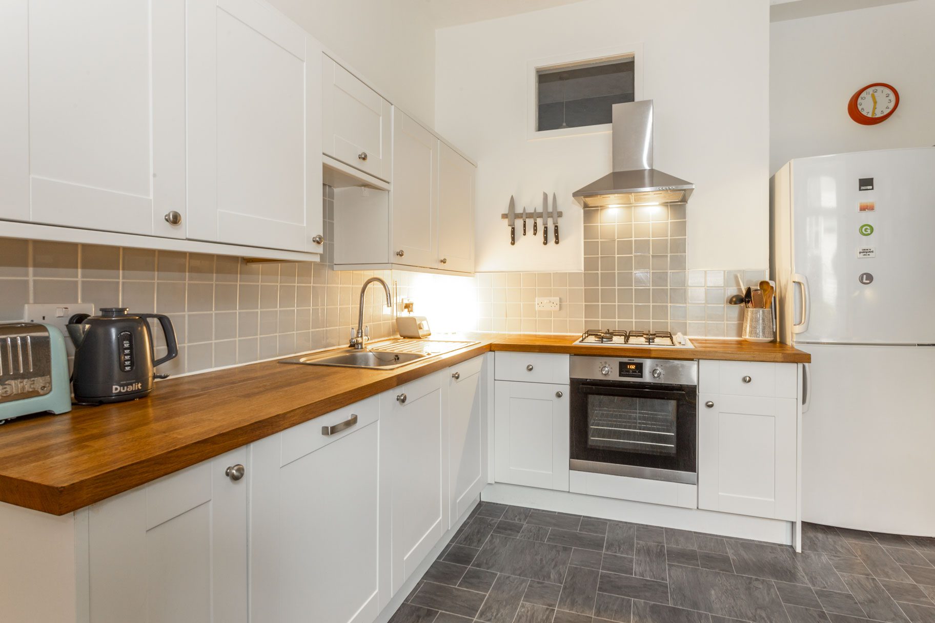 40 Cornhill Terrace, Edinburgh EH6 8EL Cameron Stephen and Co