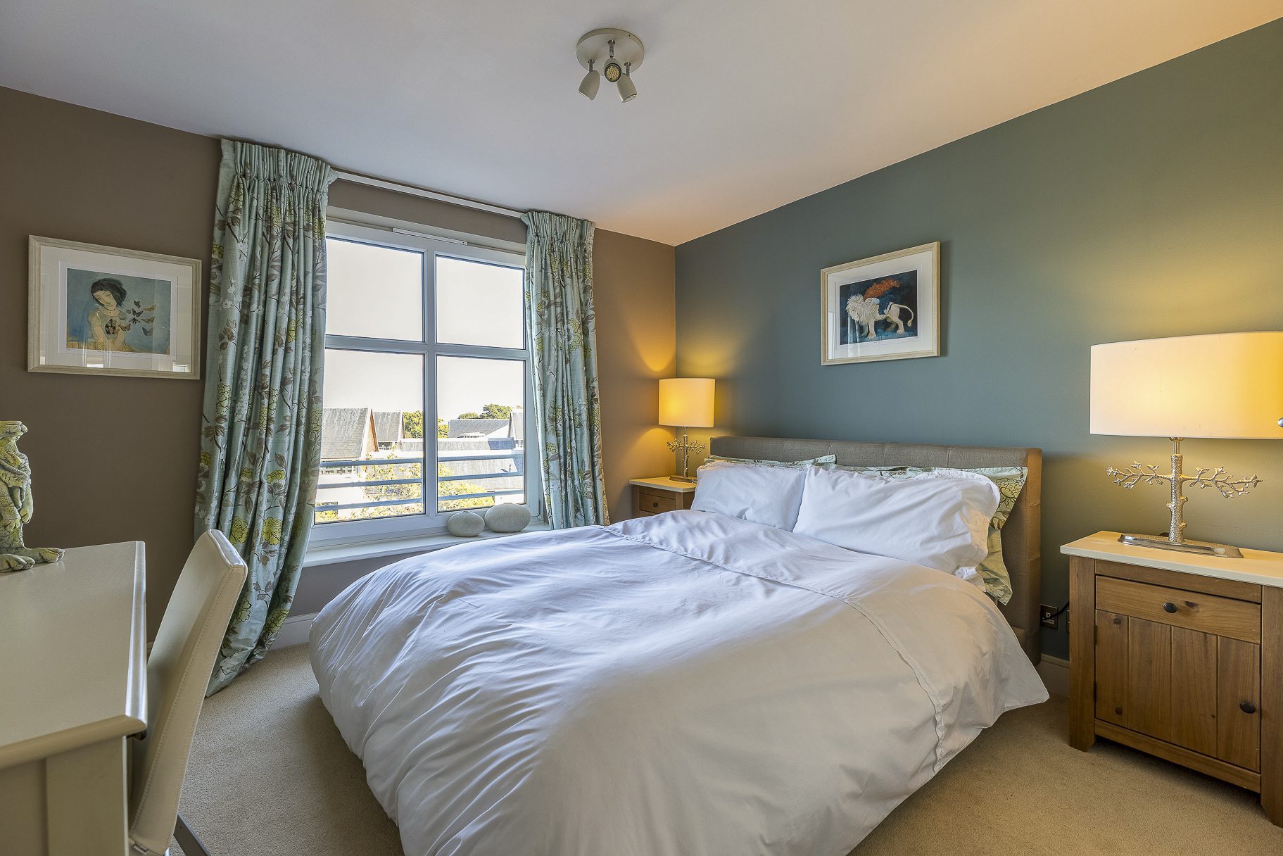 25 Brighouse Park Cross, Edinburgh EH4 6GZ Cameron Stephen and Co