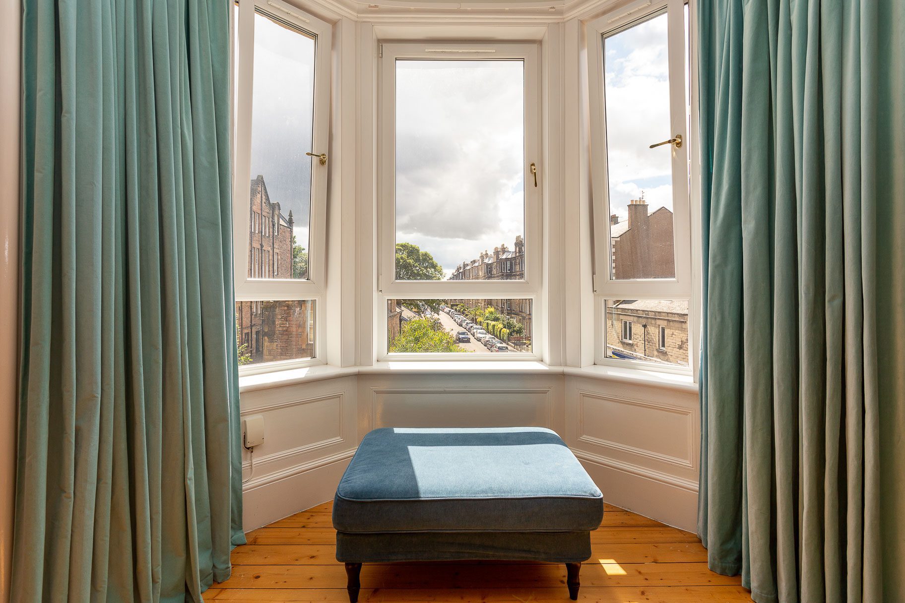 73/3 Ashley Terrace, Edinburgh EH11 1RT Cameron Stephen and Co