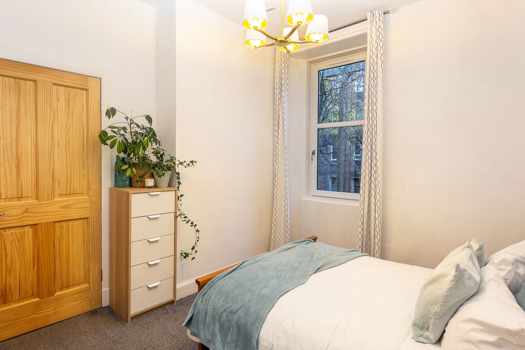 25/5 Stewart Terrace, Edinburgh EH11 1UW Cameron Stephen and Co