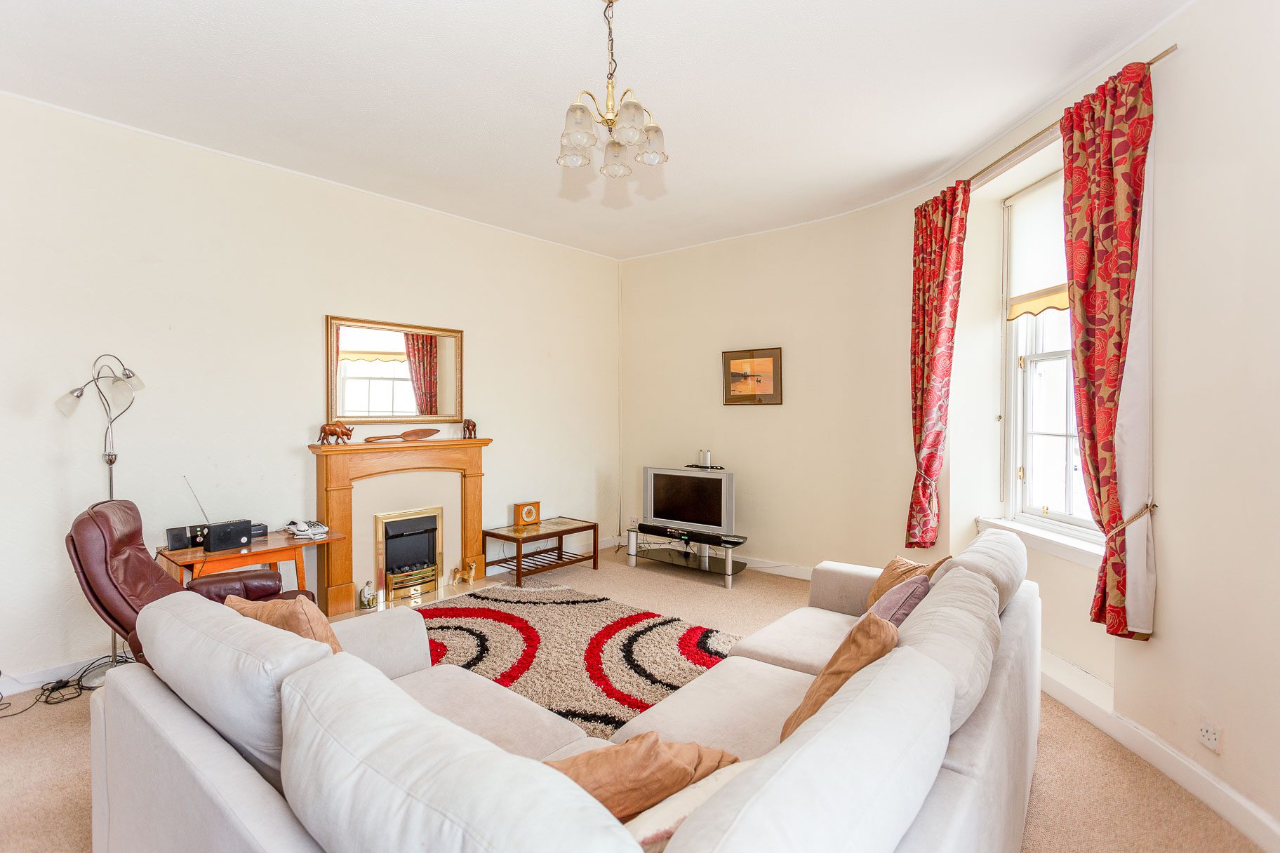 62/3 Newhaven Main Street, Edinburgh EH6 4TD Cameron Stephen and Co