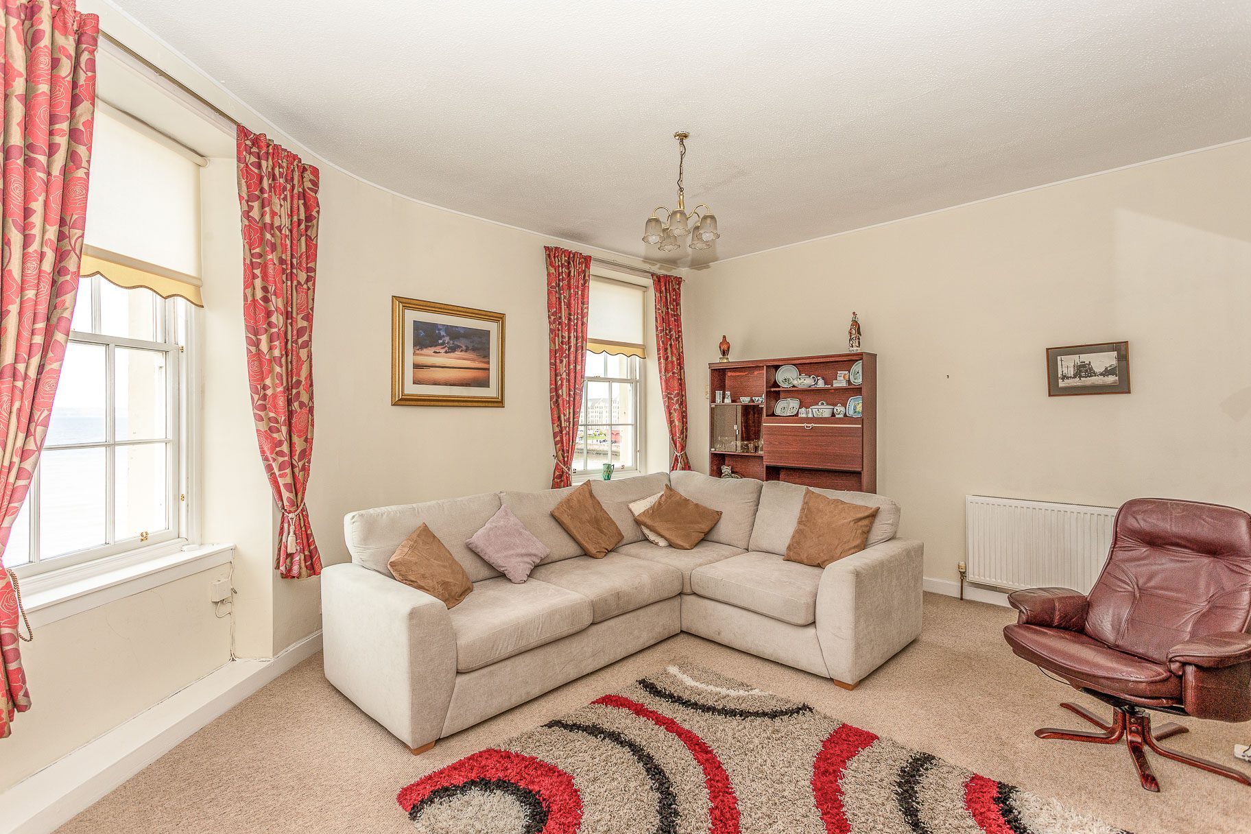 62/3 Newhaven Main Street, Edinburgh EH6 4TD Cameron Stephen and Co